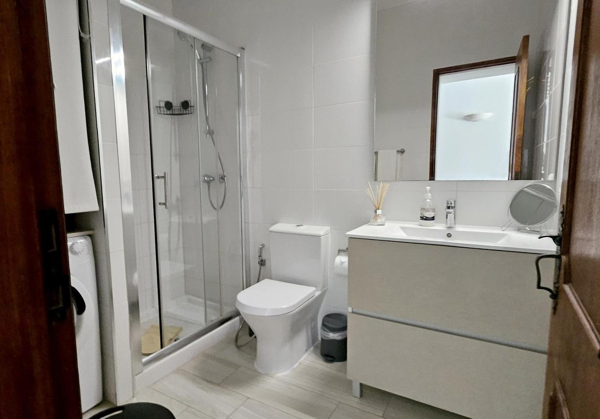 Magnific With A Cozy Garden, 5 Minutes To The Appartement